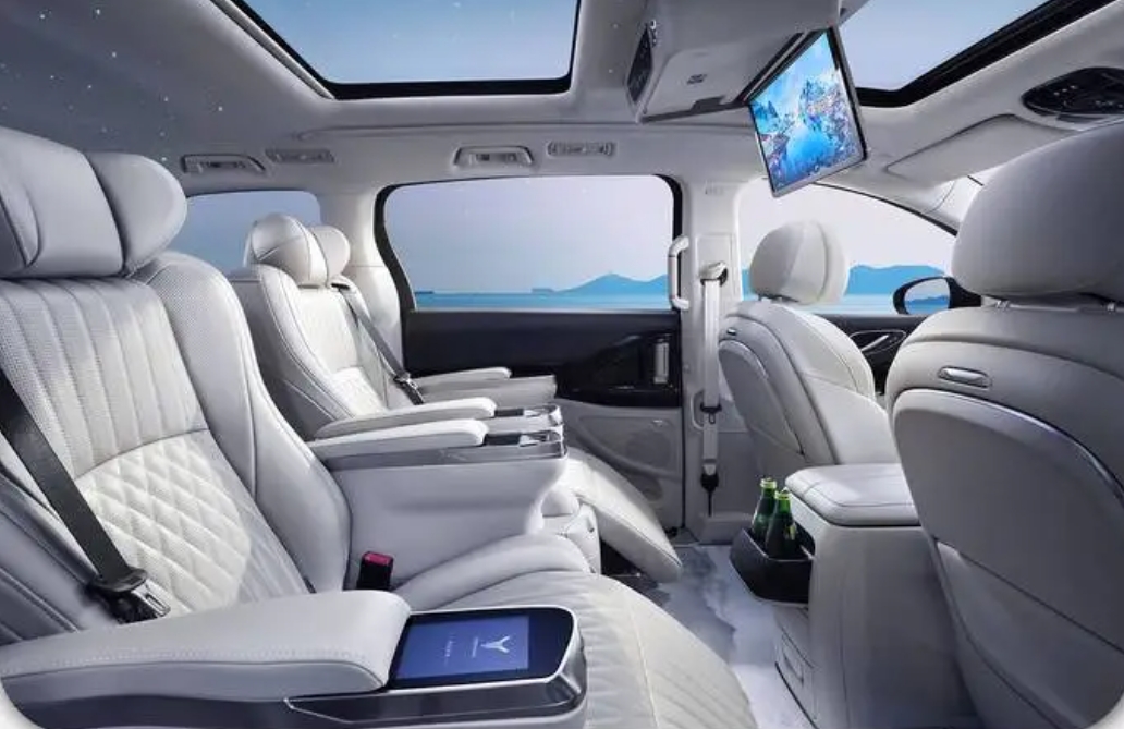 有機矽皮革—豪車汽車內飾布料行業（yè）的新寵兒